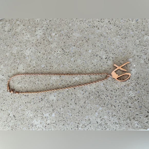 Medium 18K Rose Gold Plated Short XO chain - Picture 5 of 8